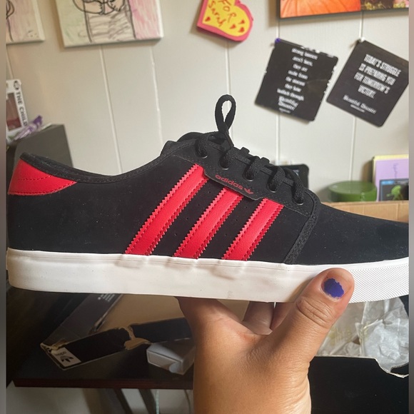 NWOT Adidas limited edition sneakers - Picture 4 of 5